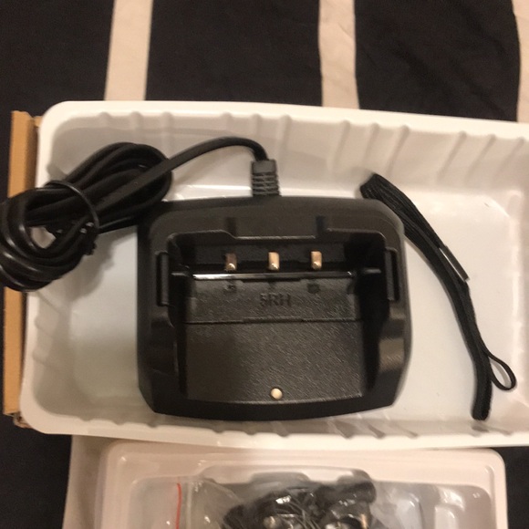 BAOFENG AR-5RM Ham Radio (Upgrade of UV-5R) Handheld Two Way Radio - Picture 3 of 6